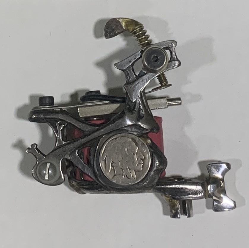Read more about the article Spider Webb Handcrafted Tattoo Machine