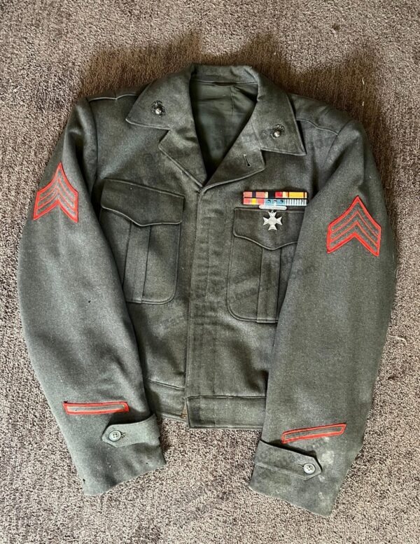 Lyle Tuttle Marine Uniform with Military Medals- Vintage Tattoo History