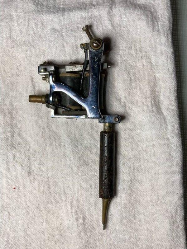 Bill Jones-Jonesy Tattoo Machine