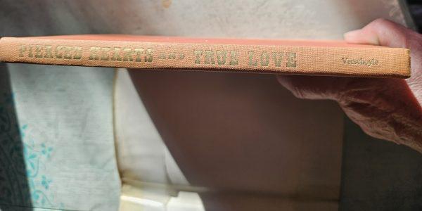 Pierced Hearts and True Love by Hanns Ebensten – 1953 first edition - Image 5
